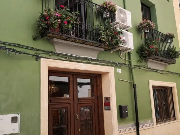 Casa Urbana 3 Dormitorios Castalla Restaurada Encanto Tradicional