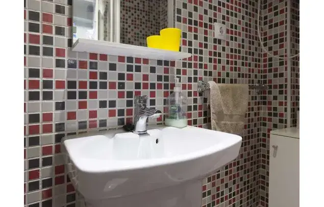 Apartamento 4 Dormitorios Madrid Embajadores Atocha El Rastro