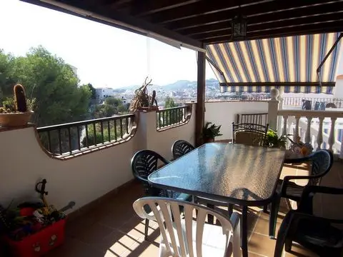 Chalet Adosado en Almuñécar 4 Dormitorios Piscina Jardín