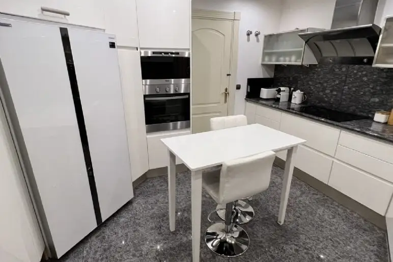 Apartamento 4 Dormitorios Puerto Banus Lujo Playa