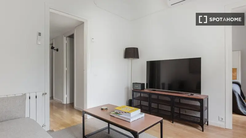 Apartamento 3 Dormitorios Sarria Barcelona Amueblado