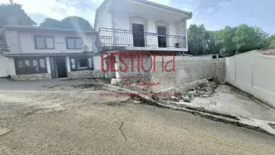 Casa Pareada en Venta Valdecilla 226m2 Ideal Vivienda o Negocio