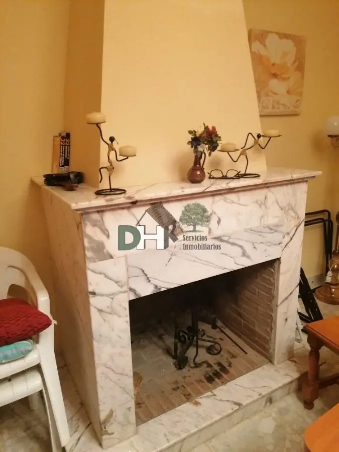 Adosado con Chimenea en Torreorgaz 3 Dormitorios 2 Baños Garaje