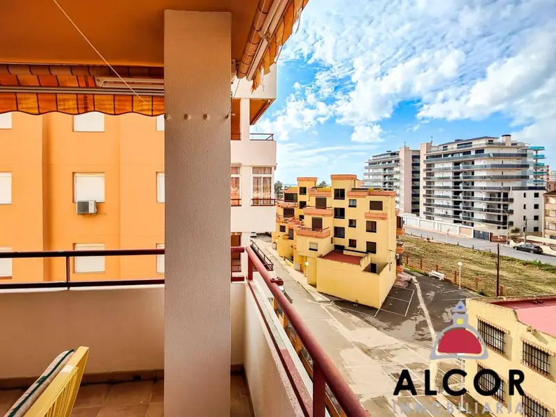 Apartamento en Peñíscola con Piscina y Parking