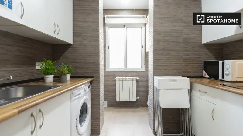 Apartamento 6 Dormitorios 2 Baños Madrid Alquiler Spotahome