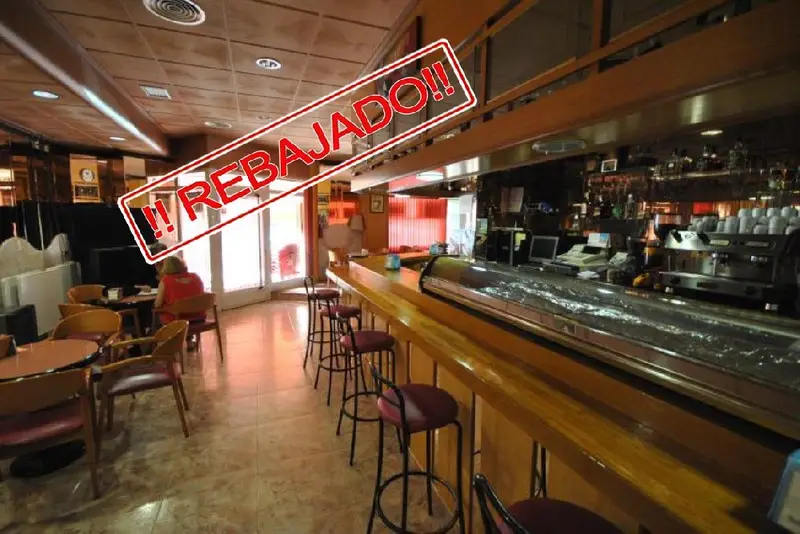 Venta Local Comercial con Terraza en Onil