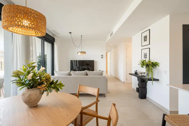 Apartamento Planta Baja en El Higueron con Vistas al Mar