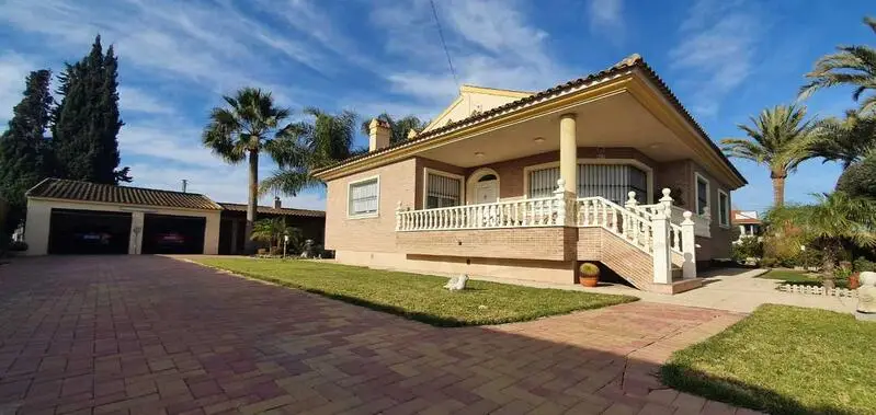 Villa 4 Dormitorios Murcia Cerca de la Playa