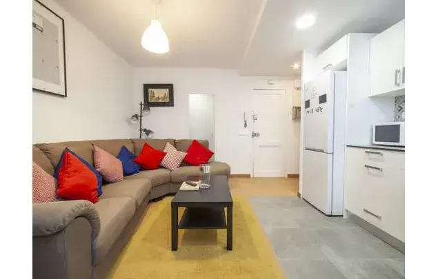 Alquiler Habitacion 70m2 L Hospitalet Llobregat Moderna y Acogedora