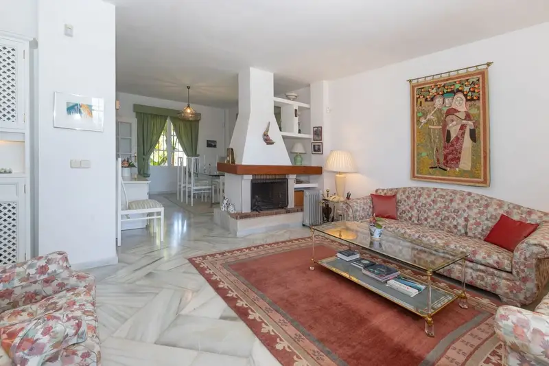 Chalet en Venta Elviria Marbella Vistas al Mar Reforma Parcial