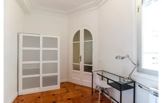 Habitaci
ón 125m
² Madrid Alquiler Larga Temporada