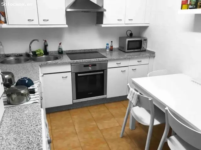 Habitacion Piso Compartido Estudiantes Ensanche