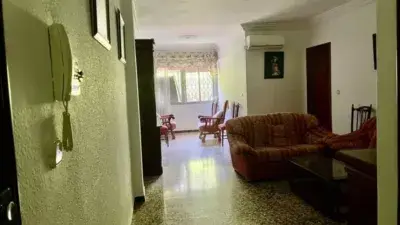 Piso en venta en Ubrique - 3 dormitorios - Céntrico