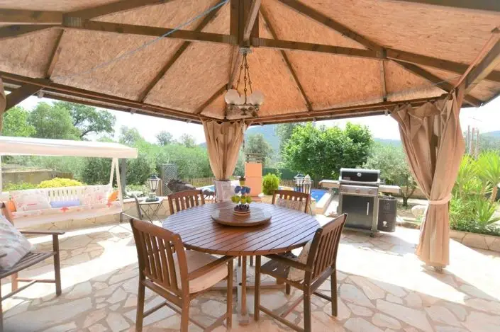 Villa 3 Dormitorios en venta Les Gavarres