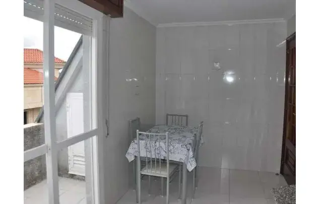 Apartamento 3 Dormitorios Lalín Amueblado Familia Parejas