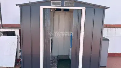 Casa Adosada en Planta Baja con Piscina en La Rinconada