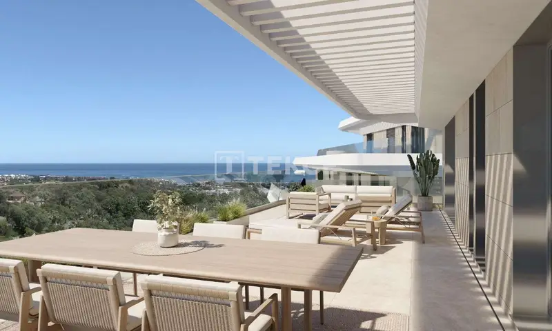 Apartamentos en Estepona con Vistas al Mar y Piscina