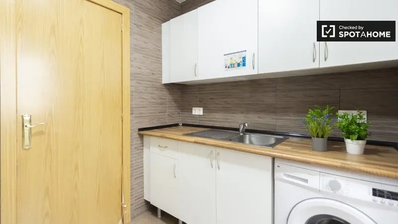 Apartamento 6 Dormitorios 2 Baños Madrid Alquiler Spotahome