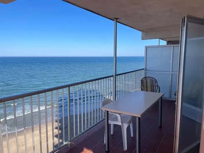 Apartamento 4 Dormitorios El Perello Vistas al Mar