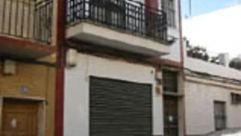 Casa Ocupada en Sevilla para Inversores 121m2