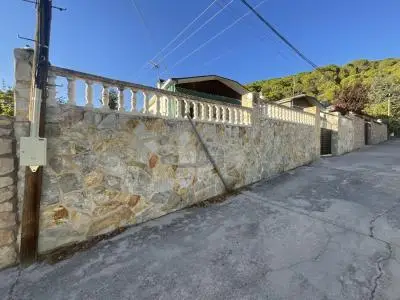 Chalet Independiente en La Adrada Avila Planta Baja y Principal