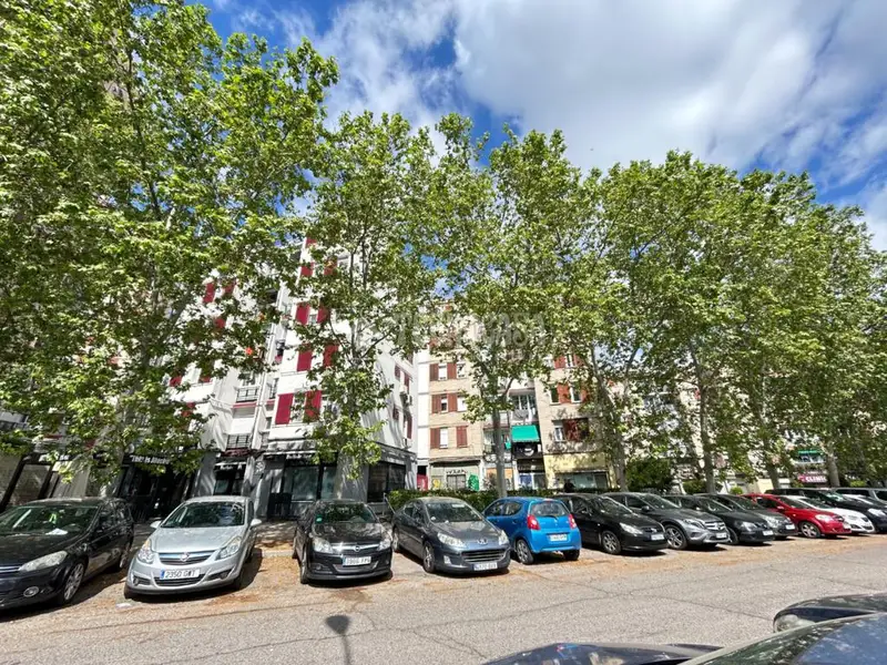 Local Comercial en Venta en Latina Aluche
