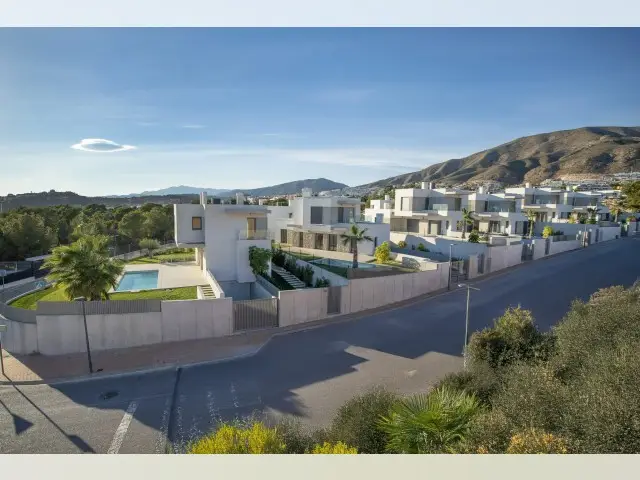 Adosado en Venta Finestrat Obra Nueva Vistas al Mar