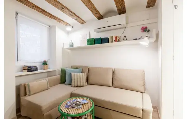 Loft amueblado en el centro de Barcelona ideal para estancias largas