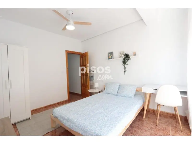 Habitacion Alquiler Parejas Mediterraneo Mobiliario Incluido