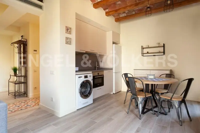 Apartamento en alquiler en Poble Sec Barcelona 2 dormitorios 2 baños