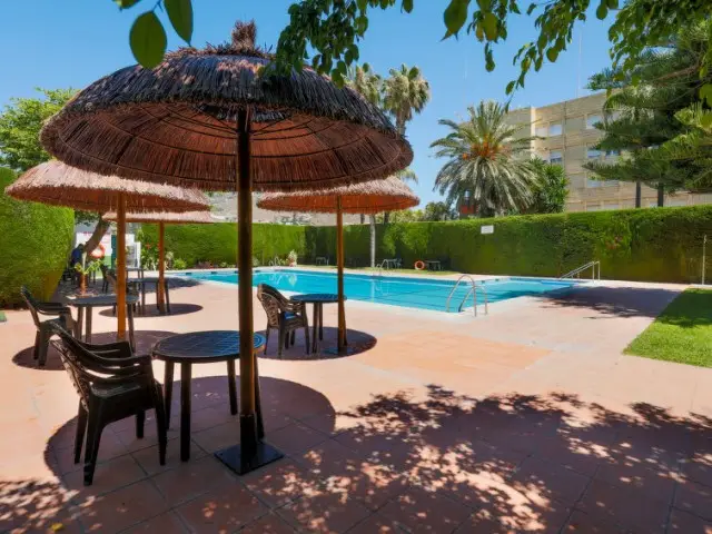 Apartamento 3 Dormitorios Almuñécar Playa Piscina Garaje