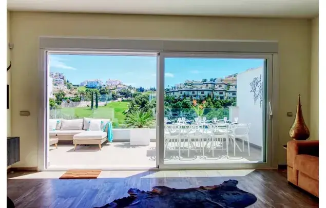 Chalet 3 Dormitorios Mijas 650m2 Piscina Privada