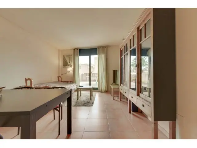 Casa Adosada Sant Pere Pescador: 2 Dormitorios, 2 Baños, Terraza y Piscina
