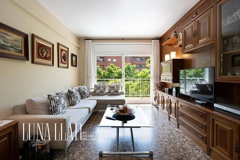 Piso en Venta Castelldefels Montanyeta 4 Dormitorios 2 Baños Terraza