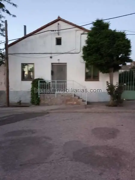 Casa en Venta Otero de Herreros - Patio 200m2 - Pajar 166m2