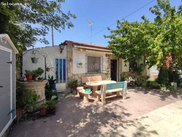 Parcela 1300m2 5km Albacete Casa 3 Dormitorios Piscina