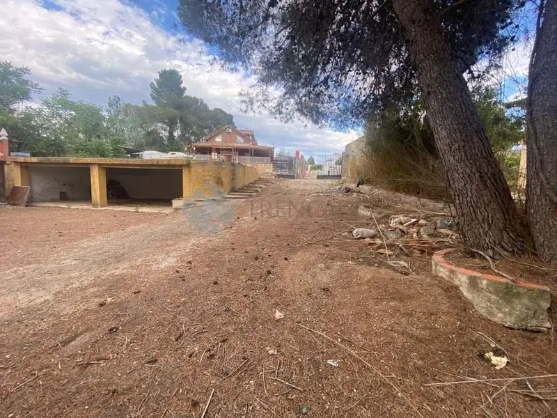 Casa en Venta Montserrat Valencia Chalet 1300m2
