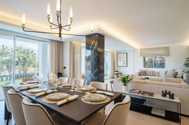 Villa 5 Dormitorios Las Brisas Golf Marbella