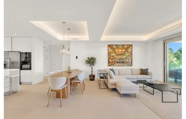 Apartamento en Marbella 3 Dormitorios Lujo Primera Linea Playa