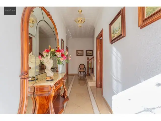 Casa en Venta Cerrilo Maracena 4 Habitaciones 2 Cocinas