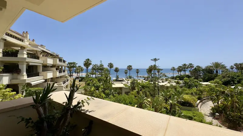 Apartamento Lujo 3 Dormitorios Puerto Banus Alquiler Largo Plazo