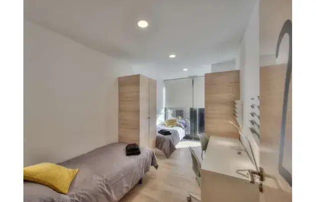 Habitaciones en Alquiler en Barcelona Piso Amueblado