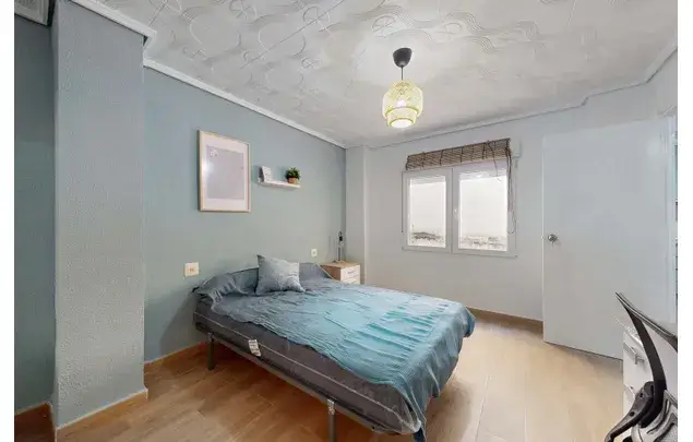 Habitaci
ón 110m
² Elche Alquiler Larga Temporada