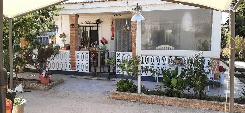 Villa 3 Dormitorios Caudete Piscina Garaje Casa Invitados