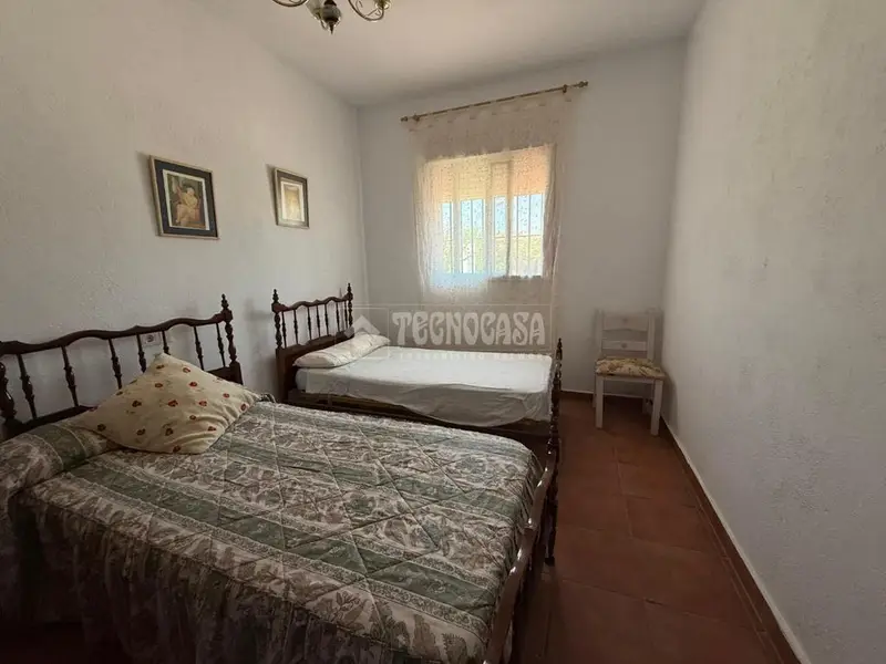 Casa Rural en Venta en Linares con Piscina y Barbacoa