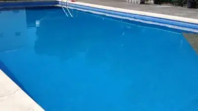 Chalet con Piscina en Arroyo de la Luz cerca de Caceres