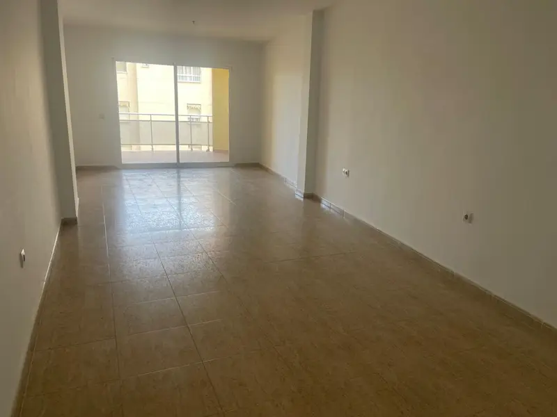 Apartamento en Garrucha con Vistas al Puerto y a la Playa