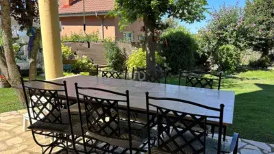 Chalet en venta en Monteleon Sariegos
