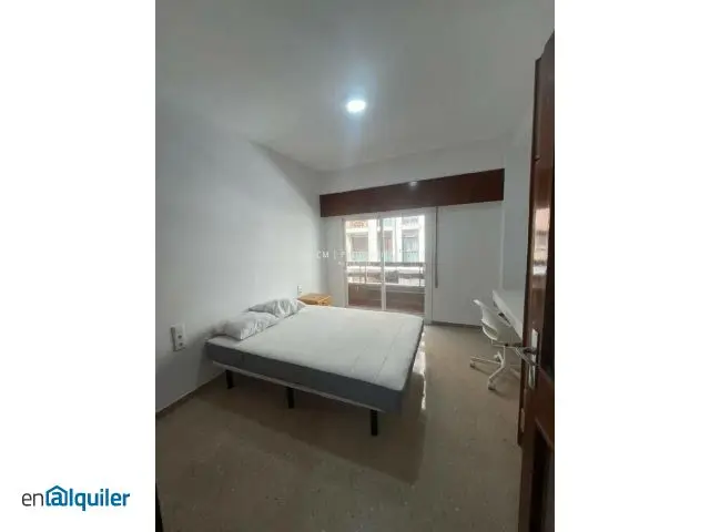 Alquiler piso estudiantes Valencia Centro Historico