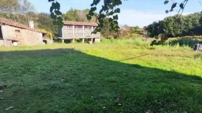 Chalet en venta en Silleda Casa de piedra con terreno